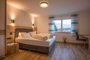 2 chambres, coffre-fort, Wi-Fi, literie fournie