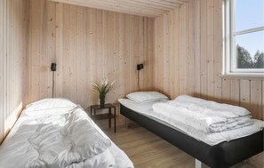 Unclassified image, 4 of 16, button