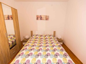 1 bedroom, internet