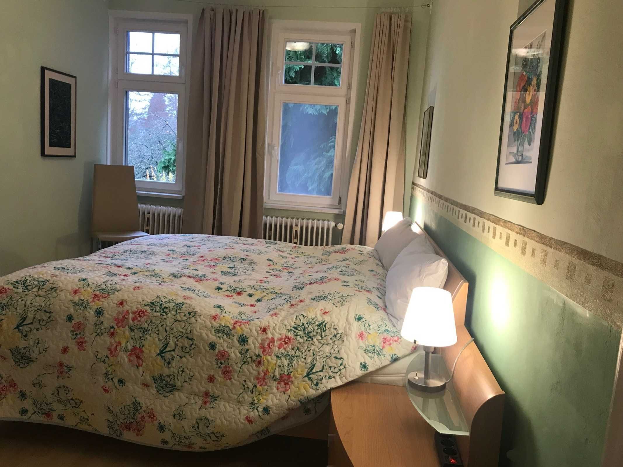 2 Schlafzimmer, Reisekinderbett, WLAN, Bettwäsche