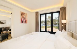 2 bedrooms, free WiFi, bed sheets - Amazing apartment in Prora/Rügen (Prora/Rügen)