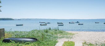 Stunning home in Rønde with kitchen