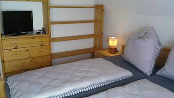 2 bedrooms