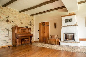 Unclassified image, 3 of 31, button - Poltenbusch vacation apartment with fireplace and terrace - Ferienwohnungen am (Garz/Rügen)