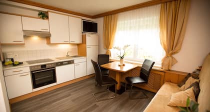 Junior Suite - Pension KNOLL am Attersee