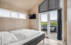 3 عدّة غرف نوم وسرير سفر وواي فاي مجانًا