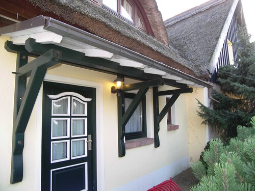 Reetgedecktes Ferienhaus Greiser - Ferienwohnung