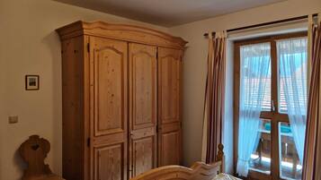 1 chambre, coffres-forts dans les chambres, Wi-Fi, draps fournis