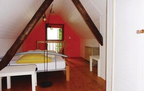 2 bedrooms, travel crib, free WiFi - 2 bedroom nice home in Schwalenberg (Schwalenberg)