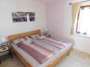 1 Schlafzimmer, Zimmersafe, Bügeleisen/Bügelbrett, WLAN