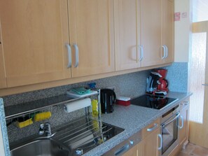 Køleskab, mikrobølgeovn, ovn, opvaskemaskine