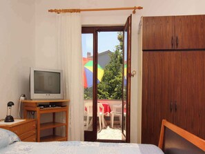 1 soveværelse, internetforbindelse