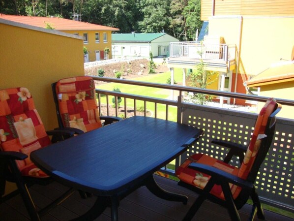 Outdoor dining - Zempin Ostseepark WE 36 Island Usedom only 150m to the beach - WE 36 (Zempin)
