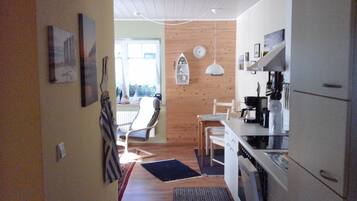 Fridge, oven, dishwasher