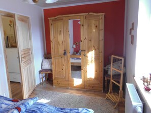 1 Schlafzimmer, WLAN, Bettwäsche