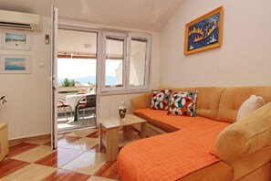 TV - Holiday apartment with air conditioning and Wi-Fi (Baška)