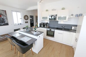 Køleskab, mikrobølgeovn, ovn, opvaskemaskine