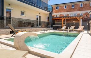 Outdoor pool - Nice home in Rovinjsko Selo (Rovinjsko Selo)