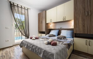 4 Schlafzimmer, kostenloses WLAN, Bettwäsche