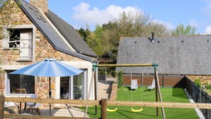 Property grounds - 2 bedroom amazing home in LA HAGUE (LA HAGUE)