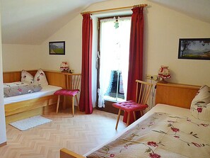 1 Schlafzimmer, Reisekinderbett, WLAN, Bettwäsche