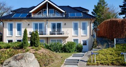 Villa Sonne 2, 3-Zi.-Fewo, Balkon - Villa Sonnenterrasse