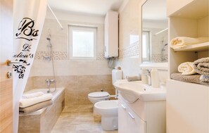 Bathtub