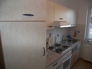 Unclassified image, 2 of 19, button