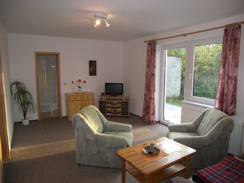 Vacation apartment 1 - Ferienwohnungen Dahms, quiet location, near Achterwasser