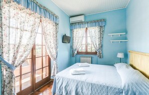 5 camere, culla da viaggio, Wi-Fi gratuito, lenzuola