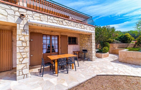 Outdoor dining - Domaine de la Bastide d'Agay (Agay)