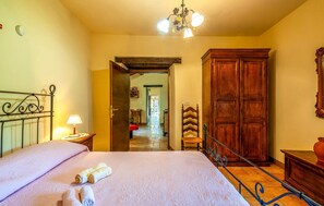 2 chambres, lit parapluie