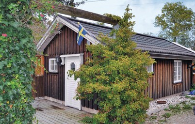 Stunning home in Lärbro with WiFi