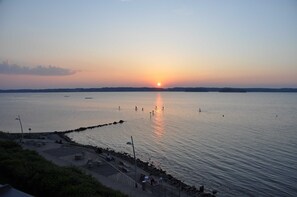 Imagen sin descripción, 2 de 21, botón