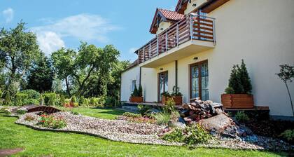 Amazing apartment in Goscino with WiFi