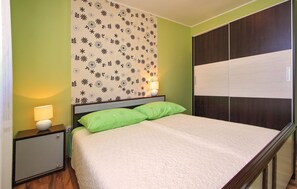 2 bedrooms, free WiFi, bed sheets