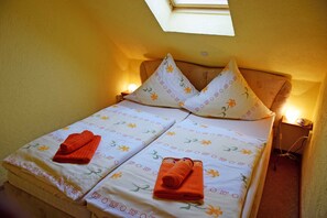 2 habitaciones, cuna de viaje, wifi y ropa de cama 