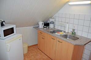 Fridge, microwave, dishwasher, highchair