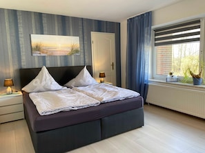 3 habitaciones, cuna de viaje, wifi y ropa de cama 