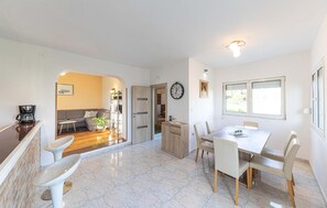 Dining - 3 bedroom amazing apartment in Kastel Kambelovac (Kastel Kambelovac)