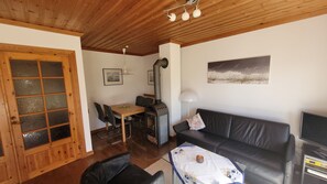 Uklassifisert bilde, 4 av 8, knapp