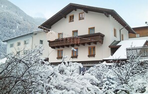 Esterni