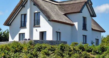 Haushälfte 1 - Reetdachhaus im Fischerdorf