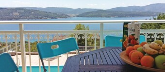 Lovely home in Theologos