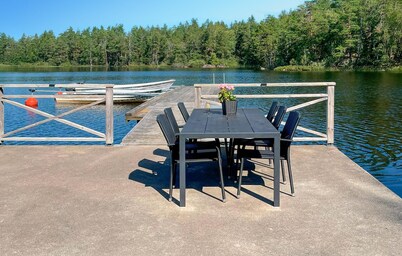 5 bedroom cozy home in Kristdala