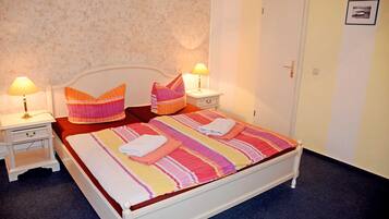 1 Schlafzimmer, Reisekinderbett, WLAN, Bettwäsche