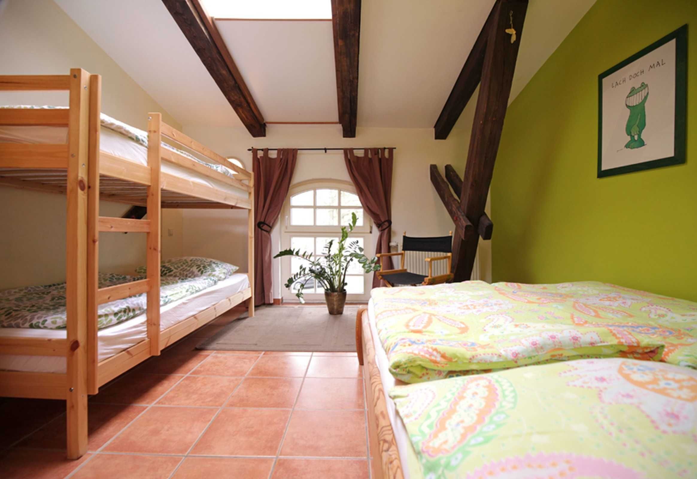 2 bedrooms, travel crib, WiFi, bed sheets