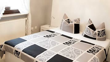 6 Schlafzimmer, Reisekinderbett, WLAN, BettwÀsche