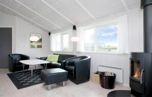 living-room - Lovely home in Hadsund with sauna (Hadsund)