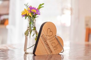 صورة غير مصنفة، 2 من 30، زرّ